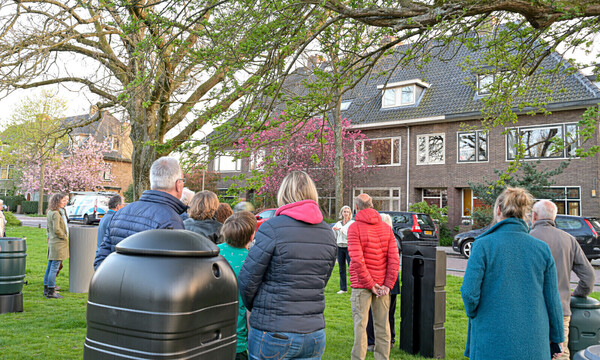 'Ieder huis een regenton' sluit af met levering 24 regentonnen. (foto RBF)
