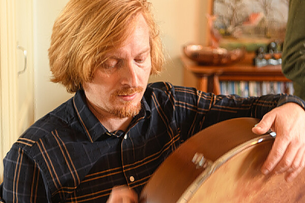 6. Optreden Nizar Rohana. (foto: Rob Beurse)