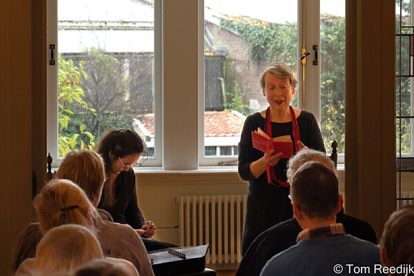 11. Optreden Eveline Juten & Arwen Bouw. (foto: Tom Reedijk) 