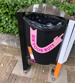 Help mee de buurt op te ruimen? / Help to clean up the neighbourhood 