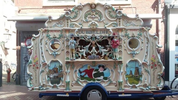 Koningsdag optocht / King's Day parade