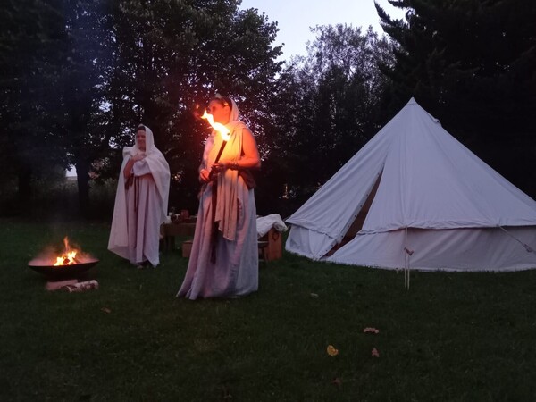 Dwaallicht – ervaringstocht in de schemer / Will-o'-the-wisps – a twilight experience