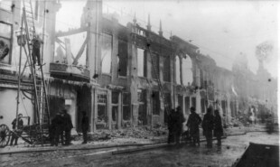Brand in het stadhuis in 1928 / City Hall Fire in 1928