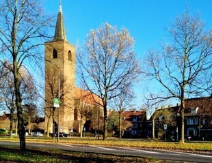 Op 10 maart 1936 wordt de nieuwe Petruskerk door Mgr Huibers gewijd 