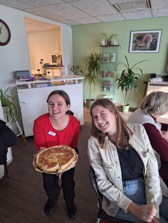 Zin in een lekkere lunch en fijn gezelschap? / Fancy a delicious lunch and a friendly chat?