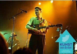 Kunst over de Vloer 2026 strikt singer-songwriter Melle! / Livingroom Concerts 2026 has booked singer-songwriter Melle!