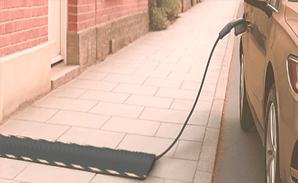 EV Laadkabel mag over de stoep / EV charging cable allowed on sidewalk