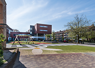 Schoolplein St.Josephschool (foto RobBeurseFotografie)