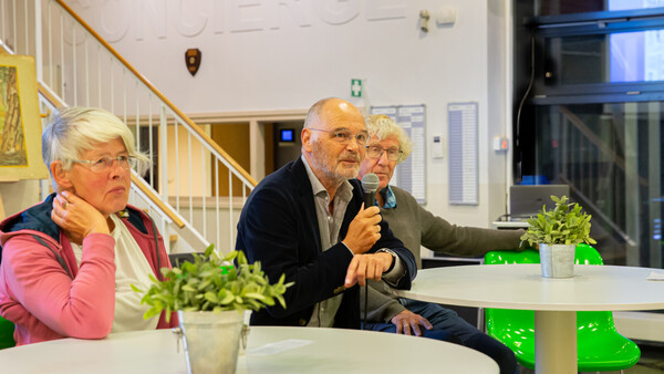 Vlnr: Rinny Kooi, Ronald Stokkel en Ad van der Waals (Foto: RobBeurseFotografie)